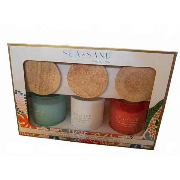 Sea & Sand California 3-Piece Scented Candle Set Mango Tangerine, Strawberry Mimosa