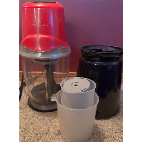Wolfgang Puck Food Processor with Extra Containers and Attachments