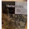Image 2 : Home Presence Fondue Plates Set of 4 and 2 Homestyles Vinyl Tablecloths