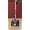 Image 2 : Snow Joe 10-Inch Electric Snow Shovel Model 324E