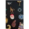 Image 2 : 20 Mixed Brooches Including Enamel, Rhinestone, and Christmas Designs