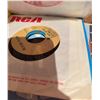 Image 3 : Large Assortment of Vintage 45 RPM Vinyl Records RCA, MCA, Arista, Columbia Labels