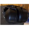 Image 5 : Campbell Hausfeld 12V Inflators, Magnetic Lifter, Measuring Tools, Waste Overflow Set