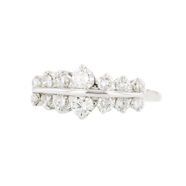 14K White Gold 0.90ctw Diamond Ring