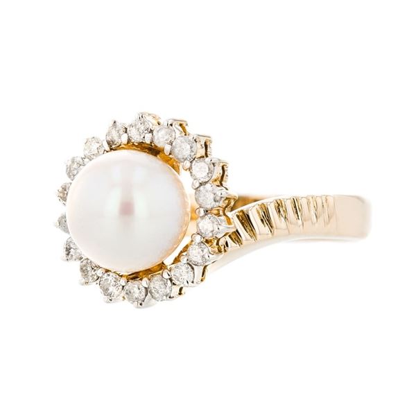 14K Yellow Gold Pearl & 0.27ct Diamond Ring