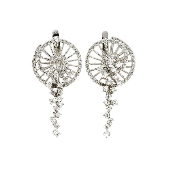 18K White Gold 1.50ctw Diamond Dangling Earrings