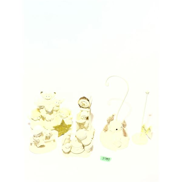 Department 56 Snowbabies Figurines and Display Stands Lot
