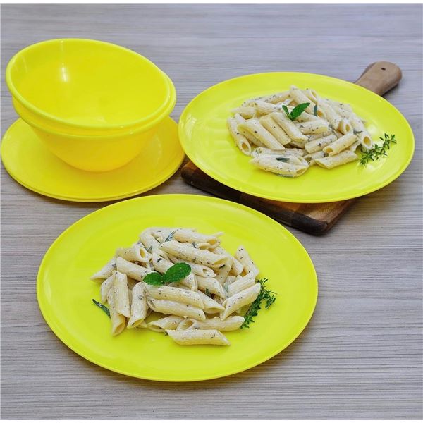 Brand New - Brand New Younggever 18-Piece Plastic Dinnerware Set – Yellow