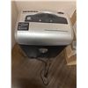 Image 1 : Customer returned - Amazon Basics Paper Shredder - 12 Sheets