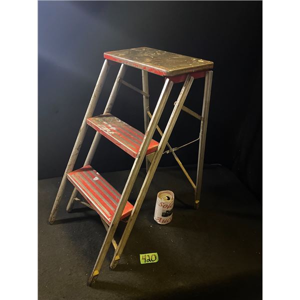Step ladder