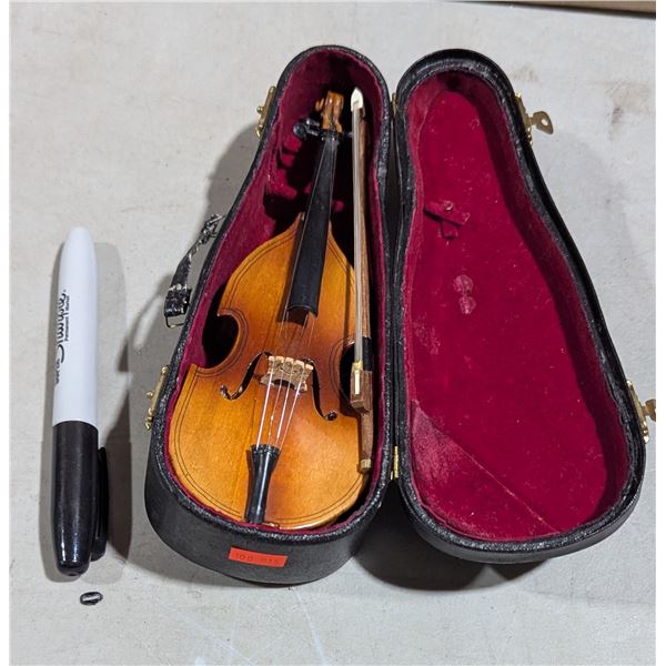 Miniature Violin w/ Bow & Fitted Hard Case