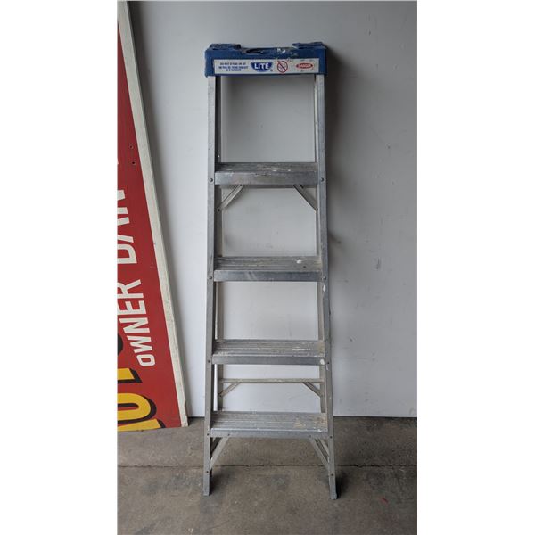 Lite Five Step Ladder
