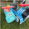 Image 2 : 2 Children's Ride-On Toys Plastic Hippo and Train Blue and Red