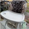Image 3 : White Plastic High Chair and Blue Water Activity Table Set