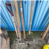 Image 3 : 5 Mixed Garden Tools With Wooden Handles