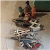 Image 1 : Bottle Jacks, Scissor Jacks, Wrenches And Oil Filter Tools Lot
