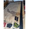 Image 3 : Electric Slot Car Track Set with 5 Cars, Power Supply, Track Pieces, Works Amazing
