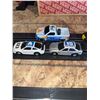 Image 6 : Electric Slot Car Track Set with 5 Cars, Power Supply, Track Pieces, Works Amazing