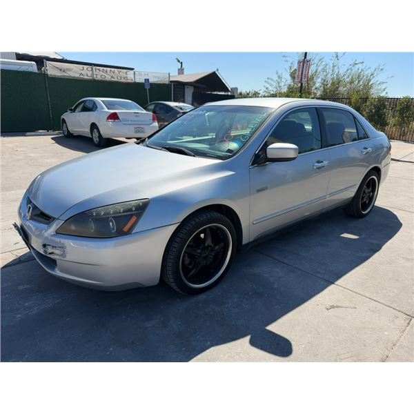 HOND ACCORD 2003 T-DONATION