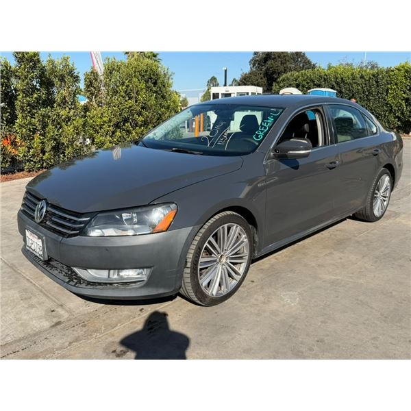 VOLK PASSAT 2014 T-DONATION