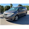 Image 1 : TOYT SIENNA 2011 O/S-T SMOG-2 DAYS