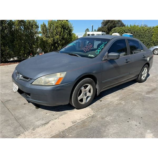 HOND ACCORD 2004 T-DONATION