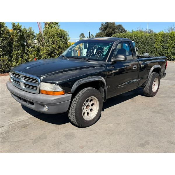DODG DAKOTA 2004 T-DONATION