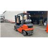 Image 2 : 2010 TOYOTA 25 02-8FG25 FORKLIFT ORANGE/GREY VIN 7F32-VA351