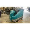 Image 2 : TENNANT T16 ECH20 COMMERCIAL ELECTRIC RIDE-ON FLOOR SCRUBBER / VACUUM CLEANING SYSTEM WITH KEYS