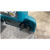 Image 7 : TENNANT T16 ECH20 COMMERCIAL ELECTRIC RIDE-ON FLOOR SCRUBBER / VACUUM CLEANING SYSTEM WITH KEYS