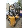 Image 3 : DAEWOO GC18 YELLOW 2,400 LBS CAPACITY 3 STAGE 189" MAST PROPANE COUNTERBALANCE FORKLIFT WITH