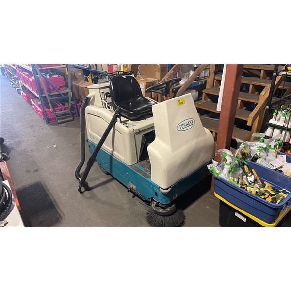 TENNANT 6100 HEAVY DUTY COMMERCIAL ELECTRIC RIDE ON FLOOR SWEEPER- 5412.8 HOURS *HOURS NOT