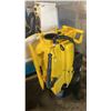 Image 4 : PAIR OF KAIVAC 1750 COMMERCIAL NO TOUCH CLEANING SYSTEMS *PARTS ONLY, MISSING COVERS & LIDS*