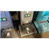Image 2 : GROUP OF 3 TENNANT COMMERCIAL UPRIGHT VACUUM CLEANERS