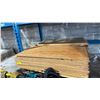 Image 3 : PALLET OF PLYWOOD SHELVING BOARDS