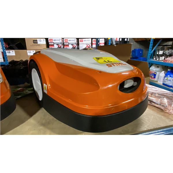 STIHL IMOW RMI 422P COMPACT ELECTRIC FULLY AUTOMATED ROBOTIC LAWN MOWER