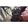 Image 5 : JONSERED ST 2368EP GAS POWERED WALK BEHIND 27" SNOWBLOWER