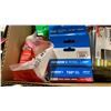 Image 10 : BOX OF ASSORTED HEAVY DUTY STAPLE GUNS, RIVET TOOL, STAPLES & RIVETS