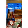 Image 8 : BOX OF ASSORTED HEAVY DUTY STAPLE GUNS, RIVET TOOL, STAPLES & RIVETS