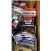 Image 5 : BOX OF ASSORTED HEAVY DUTY STAPLE GUNS & STAPLES