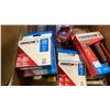 Image 7 : BOX OF ASSORTED HEAVY DUTY STAPLE GUNS & STAPLES
