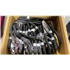 Image 2 : 2 BOXES OF VULCAN 6" SLIP JOINT PLIERS & 6" LONG NOSE PLIERS