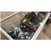 Image 1 : SHELF OF MAKITA CORDLESS JIGSAW *NO BATTERY*, HAND TOOL, 2 WALLETS, 2 PURSES, 4 RINGS, WIRELESS