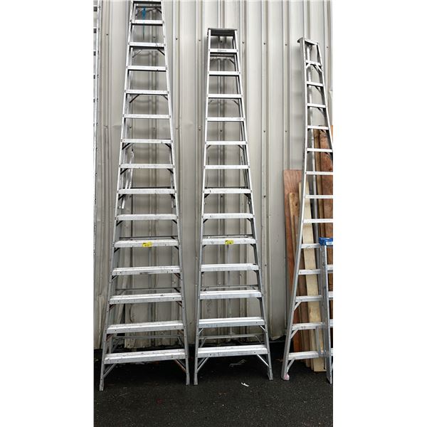 LOUISVILLE 14' HEAVY DUTY ALUMINUM STEP LADDER
