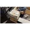 Image 5 : PALLET OF ASSORTED BRIGG & STRATTON PARTS, FILTERS, & VARIOUS SMALL ENGINE PARTS