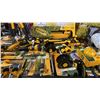 Image 4 : SHELF OF ASSORTED LANDSCAPERS SELECT HOSE NOZZLE ATTACHMENTS, SPRINKLERS, GARDEN PRUNERS,