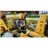 Image 6 : SHELF OF ASSORTED LANDSCAPERS SELECT HOSE NOZZLE ATTACHMENTS, SPRINKLERS, GARDEN PRUNERS,
