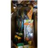Image 3 : 2 BOXES OF ASSORTED HOSE NOZZLES, GARDEN PRUNERS, PRUNING SAW & SPRINKLER