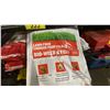 Image 3 : 3- 11.6LB BAGS OF SCOTTS TURF BUILDER & 2- 19.8LB BAGS OF C.I.L LAWN FOOD *ONE BAG HAS RIP ON