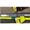 Image 4 : CST MAGNA-TRAK 102 MAGNETIC LOCATOR WITH CASE & BOSCH PROFESSIONAL GR 8 C TELESCOPING ALUMINUM
